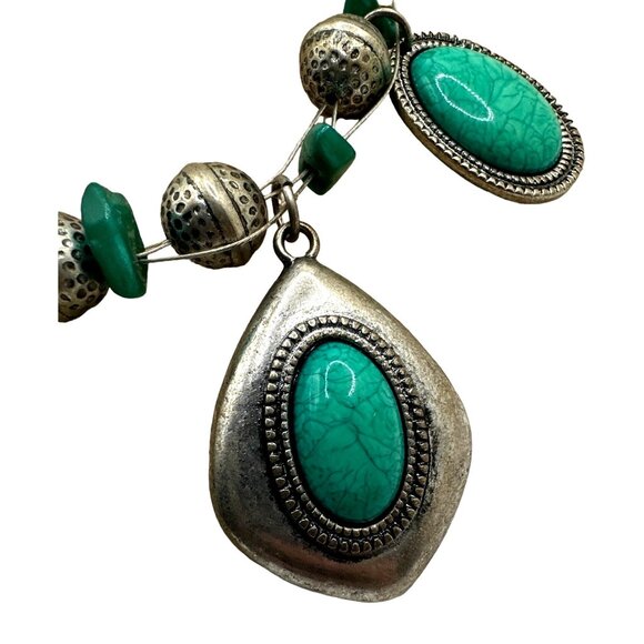 Boho Faux Green Turquoise Silver Metal Bead Necklace Handcrafted - Picture 4 of 8